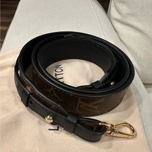 Louis Vuitton strap